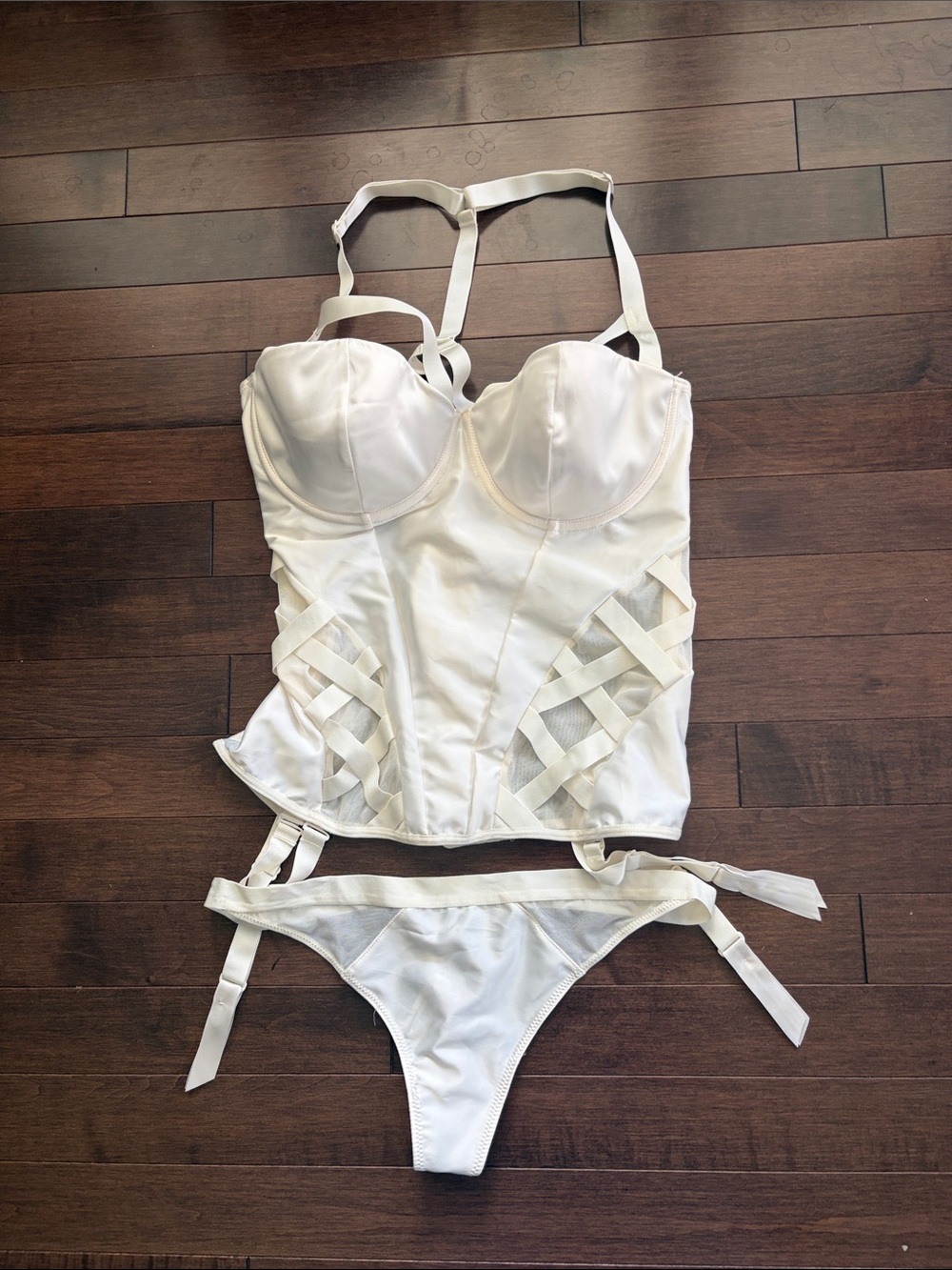 Women's Ivory Lace-Up Bustier Set - Brand:
